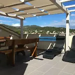 Pika Smokvina 2a Vinišće