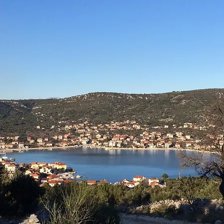 Pika Smokvina 2a Vinišće